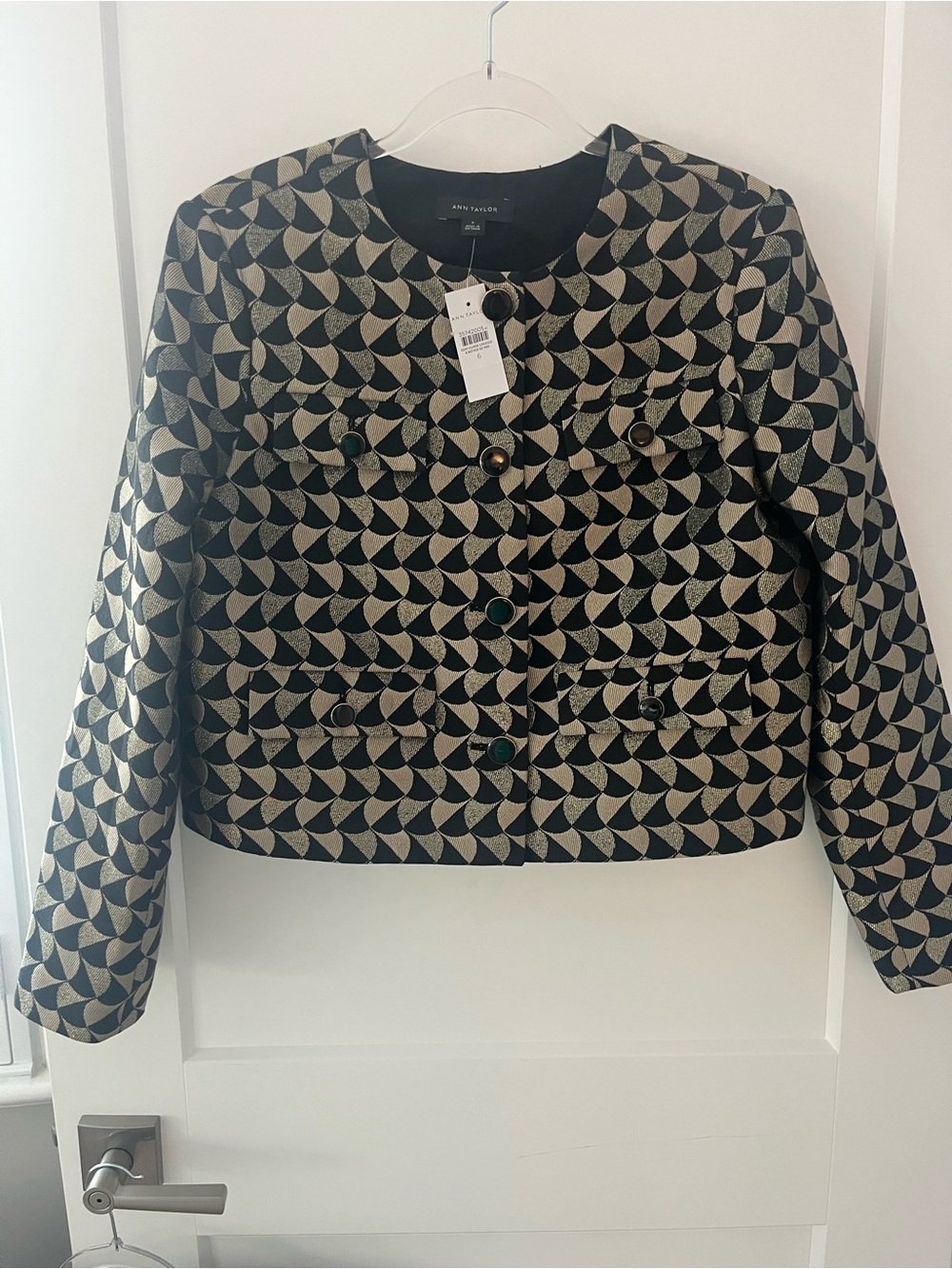 Ann Taylor Black and Gold Long Sleeve Cropped Blazer
